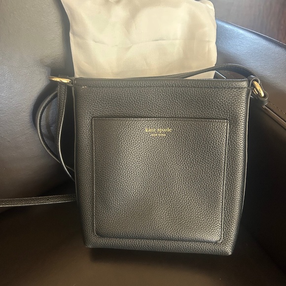 Kate Spade Handbags - Kate Spade crossbody